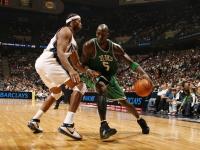 开云下载-西亚卡姆单骑破阵，独行侠火力全开压制浙江