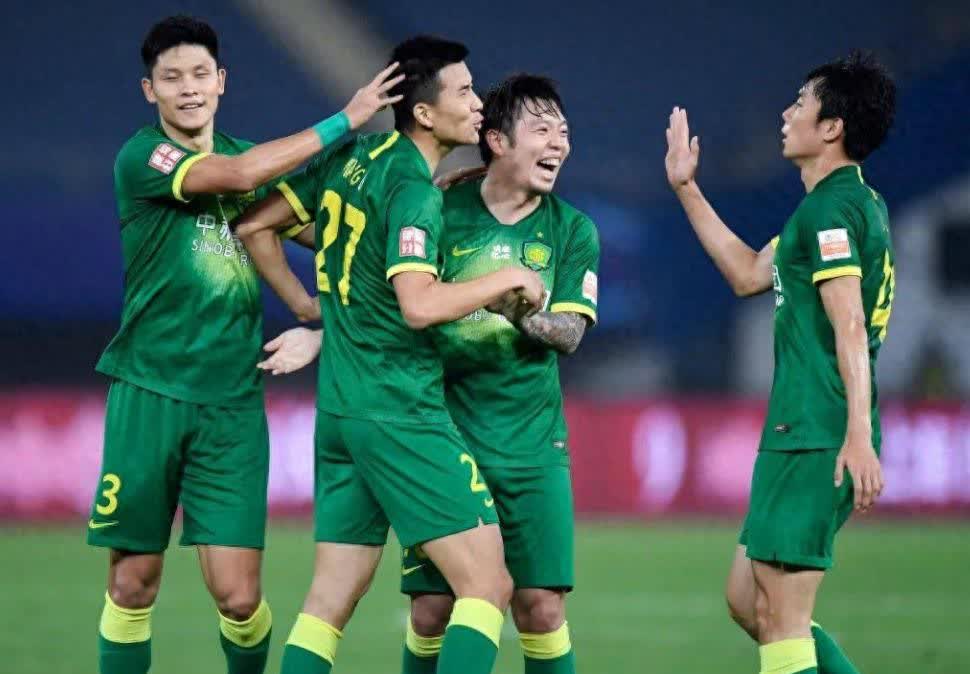 国安遭遇三连败，球迷呼吁更换主教练的简单介绍