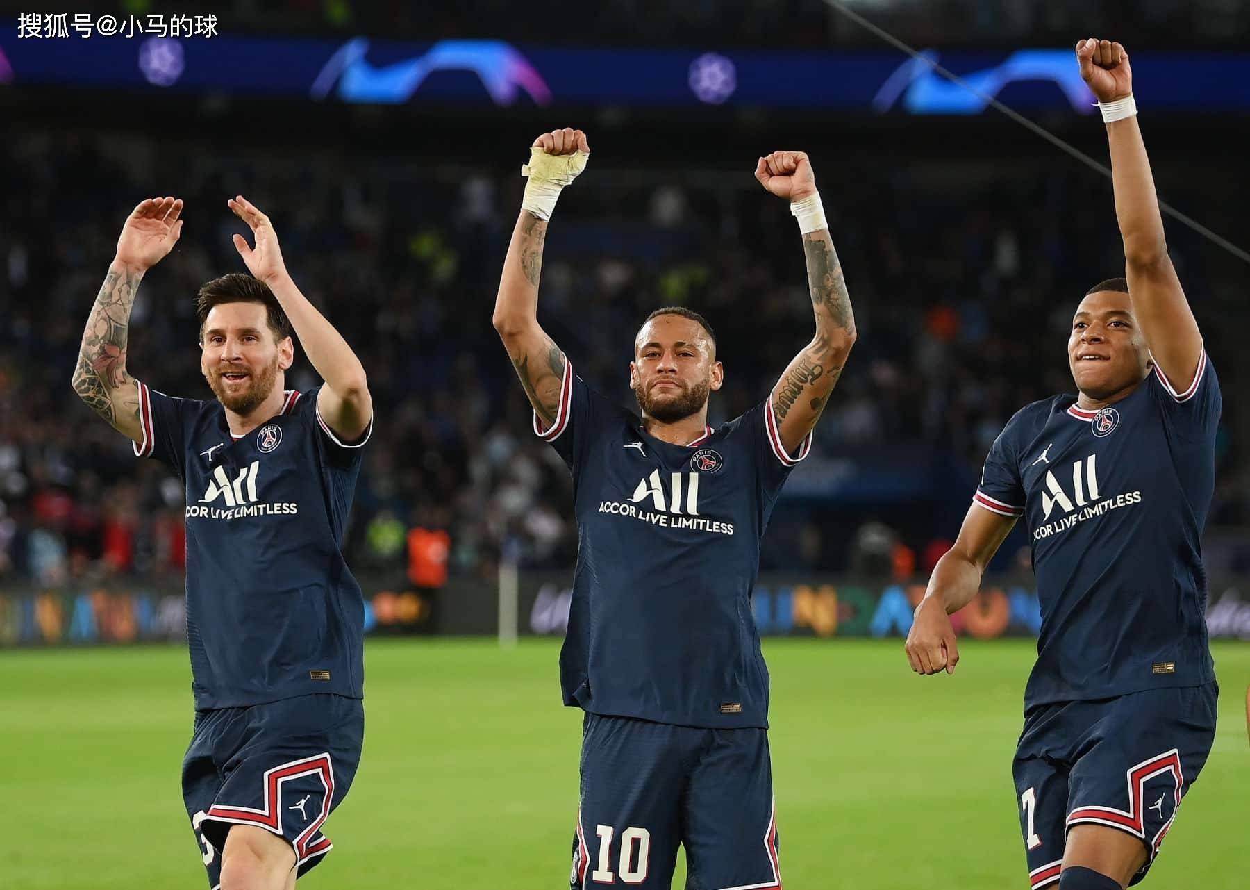 利物浦对阵巴黎，焦点对决引发热议