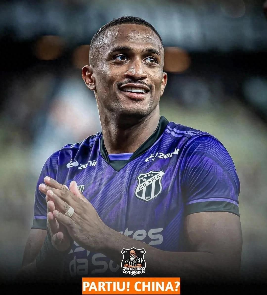 包含巴西传奇前锋加盟瓦伦西亚,为球队注入活力的词条 包含巴西传奇前锋加盟瓦伦西亚,为球队注入活力的词条