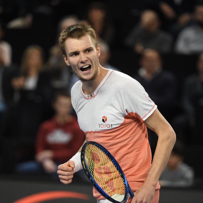 白俄罗斯惊险获胜挺进淘汰赛