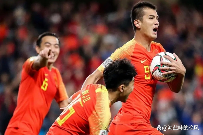 包含山东鲁能队淘汰赛准备锋线调整，为决赛做准备的词条