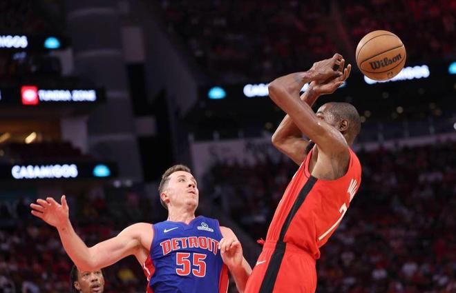 火箭主场不敌公牛，遭遇两连败