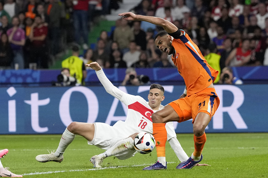 阿拉伯代表队同乌拉圭队决战，欧洲杯预选赛彩票智能的简单介绍