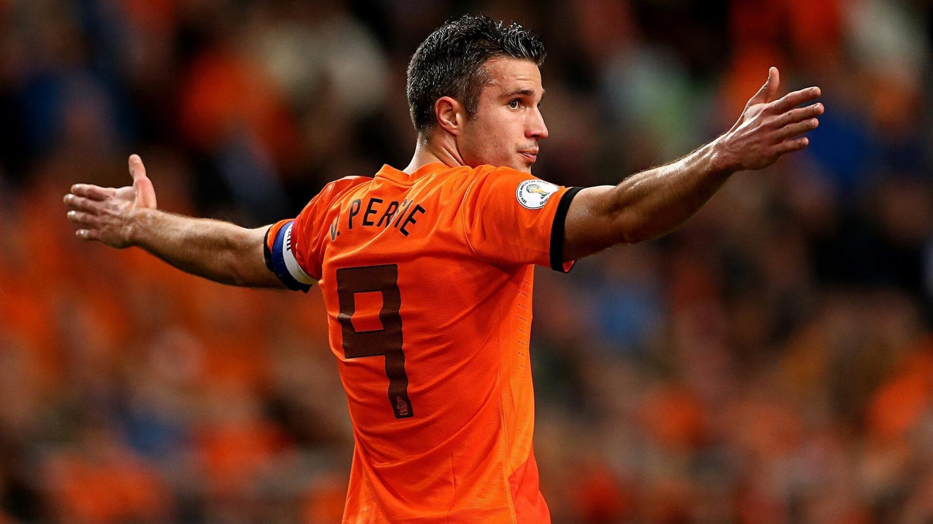 绿茵场与篮球馆的双重奏,英超争冠白热化,火箭升空击碎步行者